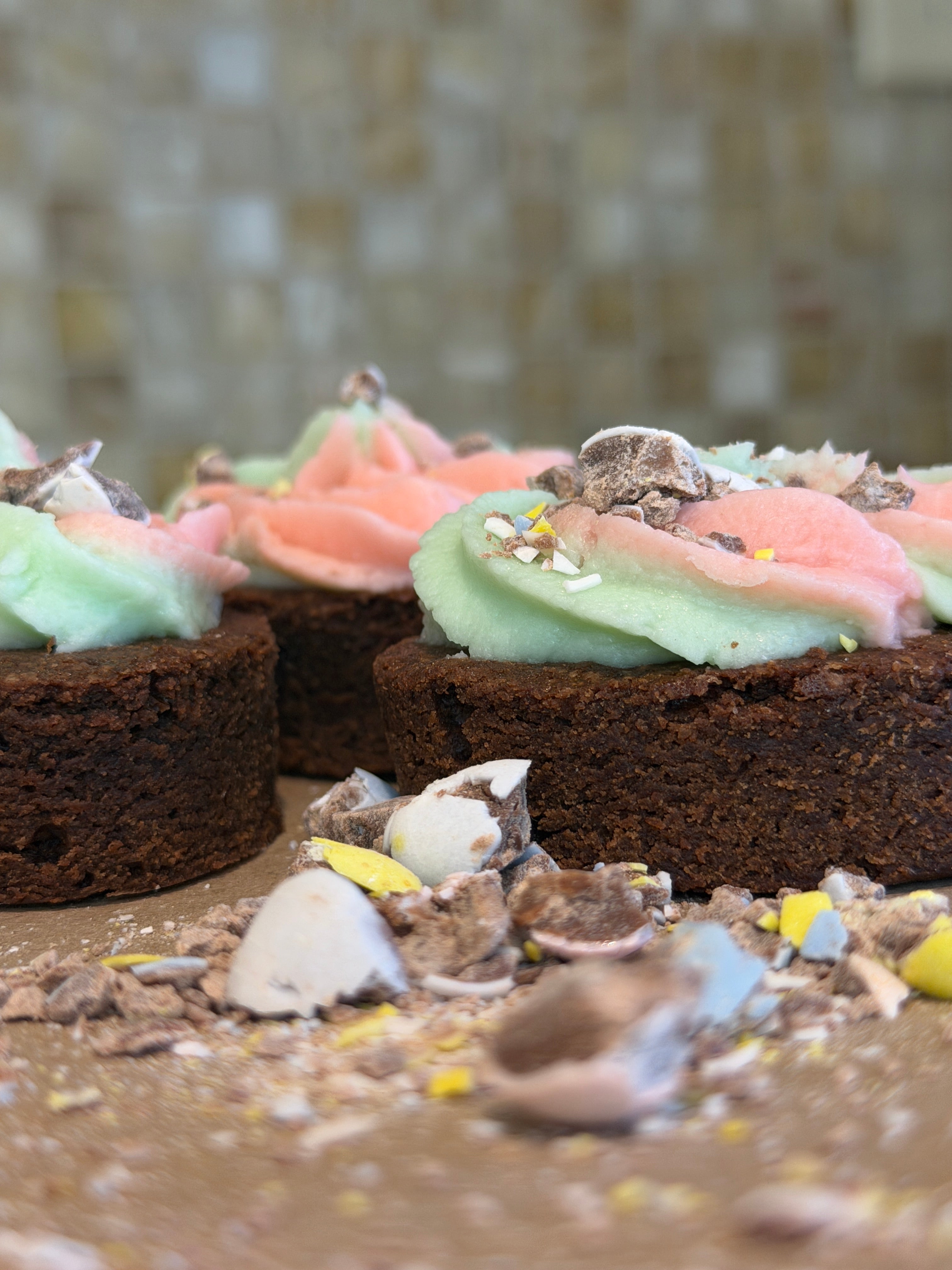Easter Egg Brownies with Pastel Frosting (6)
